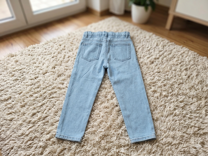 Jeans Azul Claro con Corazones Bordados